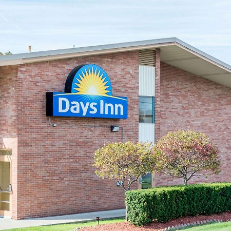 Days Inn By Wyndham Niles Eksteriør bilde